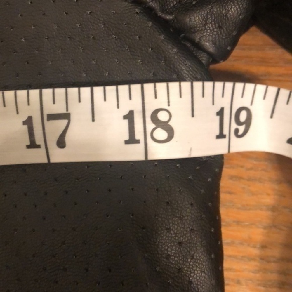 Forever 21 cropped Black Faux Perforated Leather Jacket size small - Picture 8 of 9